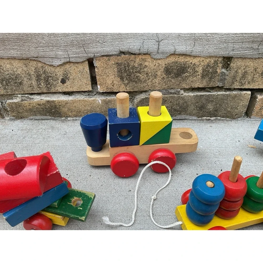 Holgate wooden pull train with Blocks and dowels